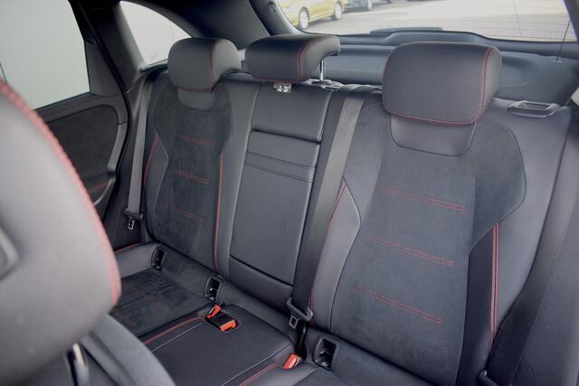 Mercedes-Benz B-KLASSE 180 Business Solution AMG | Apple CarPlay | Virtual | Stoelverw. | Night-pakket