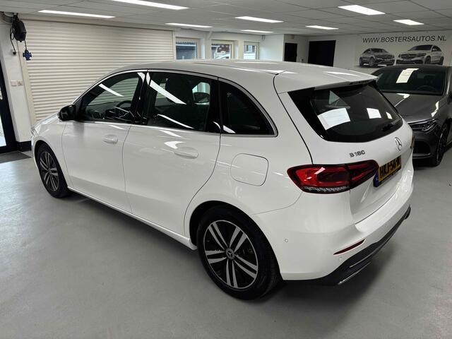 Mercedes-Benz B-KLASSE 180 Premium Plus Led Widescreen Camera Parctronic