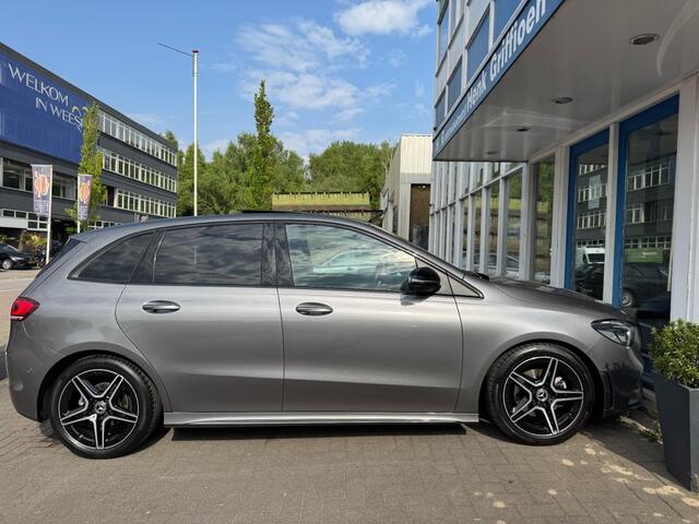 Mercedes-Benz B-KLASSE B-Klasse 180 Business Solution AMG I Panoramadak I Camera I Crui
