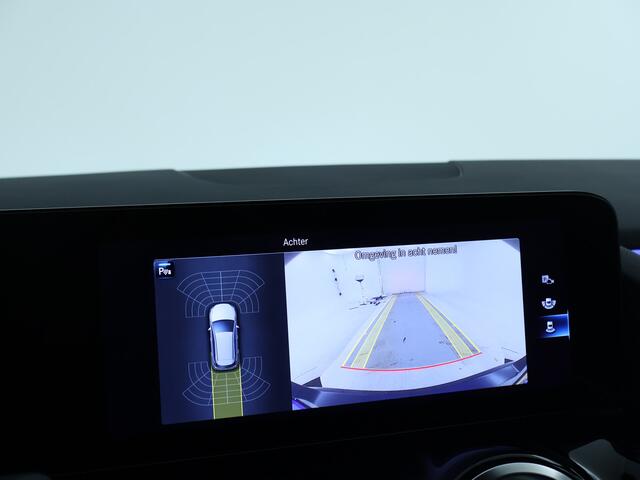 Mercedes-Benz B-KLASSE 250 e Plug-In Hybride | Panorama Schuif-Kanteldak | Multibeam Koplampen | Dodehoekassist | Memory voorstoelen | Sfeerverlichting. Inclusief 24 maanden MB Certified garantie voor Europa.