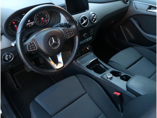 Mercedes-Benz B-KLASSE 180 Ambition