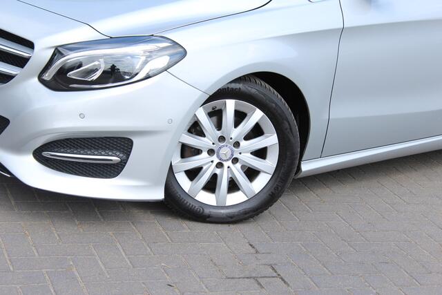 Mercedes-Benz B-KLASSE 180 d Lease Edition Plus | Trekhaak | Cruise | Automaat