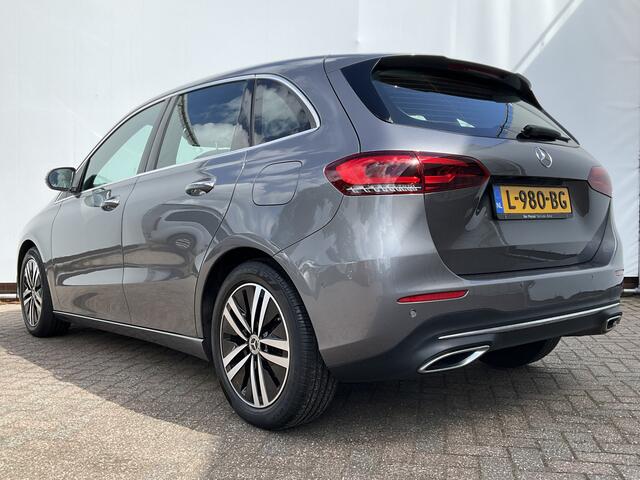 Mercedes-Benz B-KLASSE 180 Business Solution Luxury Automaat Pano Leder Adap.Cruise Vol Opties!