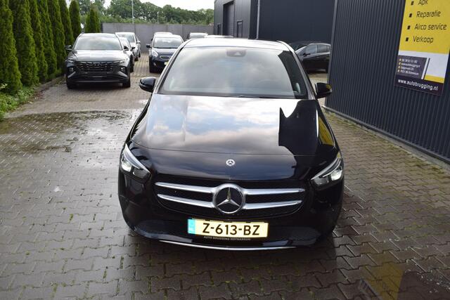 Mercedes-Benz B-KLASSE 180 Business Solution Plus Mercedes-Benz B-klasse 180 Business Solution