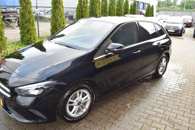 Mercedes-Benz B-KLASSE 180 Business Solution Plus Mercedes-Benz B-klasse 180 Business Solution