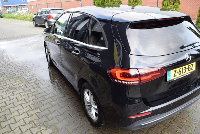 Mercedes-Benz B-KLASSE 180 Business Solution Plus Mercedes-Benz B-klasse 180 Business Solution
