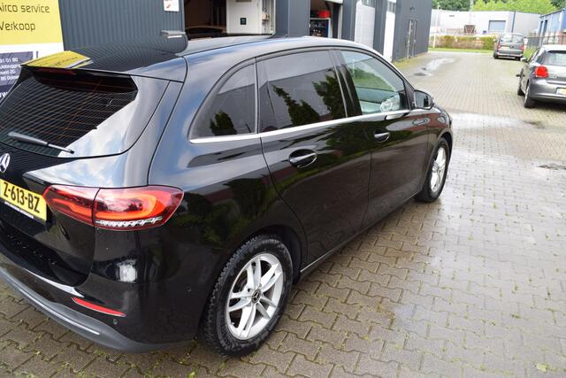 Mercedes-Benz B-KLASSE 180 Business Solution Plus Mercedes-Benz B-klasse 180 Business Solution