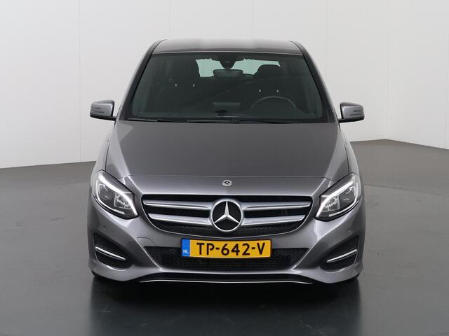 Mercedes-Benz B-KLASSE 180 Business Solution | Stoelverwarming | Navigatie | Achteruitrijcamera |