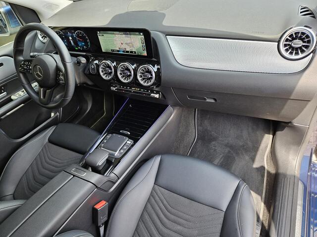 Mercedes-Benz B-KLASSE 250 e Luxury Line /Apple Carplay/Groot scherm/Sfeerverlichting/Parkeersens. rondom+Camera/Elektr. Klep/(MET GARANTIE*)