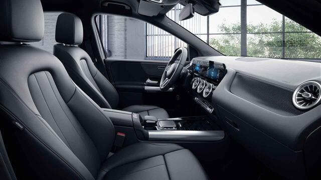 Mercedes-Benz B-KLASSE 200 Business Solution Luxury | Achteruitrijcamera | Sfeerverlichting | Stoelverwarming |