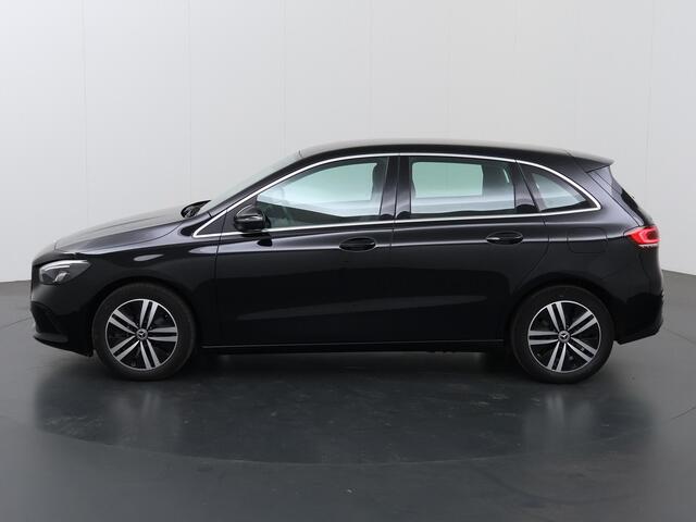Mercedes-Benz B-KLASSE 250 e Luxury Line | Achteruitrijcamera | Stoelverwarming | Widescreen | Navigatie | Regensensor |