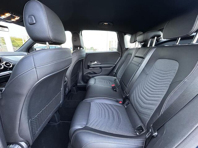 Mercedes-Benz B-KLASSE 180 Business Solution | Cruise control | Navi | Airco