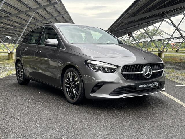 Mercedes-Benz B-KLASSE 180 Business Line | Panoramadak | Stoelverwarming | Achteruitrijcamera | Elek. achterklep |