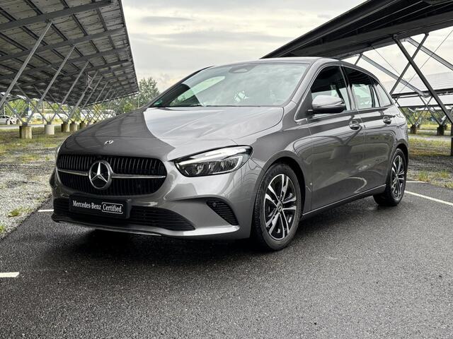 Mercedes-Benz B-KLASSE 180 Business Line | Panoramadak | Stoelverwarming | Achteruitrijcamera | Elek. achterklep |