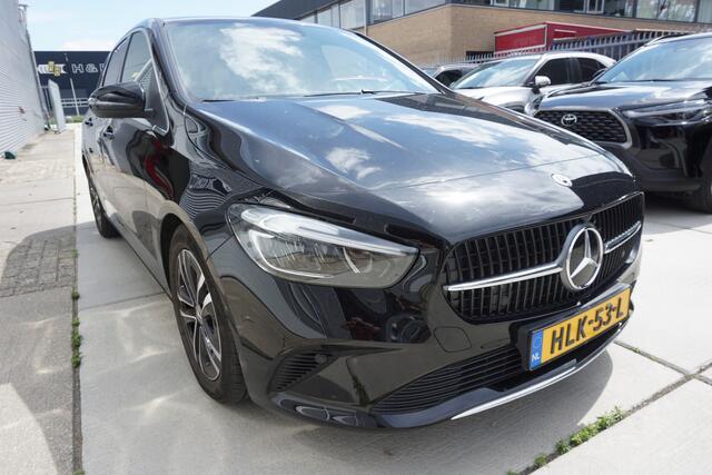 Mercedes-Benz B-KLASSE 180 Business Line Navi|PDC V+A|Trekhaak |Camera|Elektrische a.klep|Stoelverwarming|