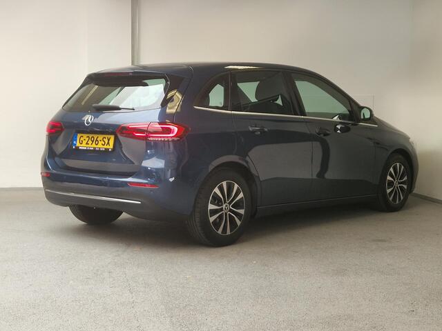 Mercedes-Benz B-KLASSE 180 Business Solution Plus | 1-EIG. | CAMERA | CARPLAY | DEALERONDERHOUDEN |