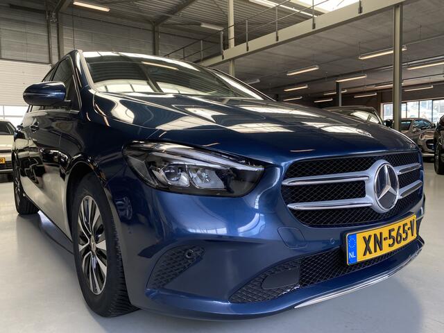 Mercedes-Benz B-KLASSE 180 Business Solution Camera, Cruise, Navi
