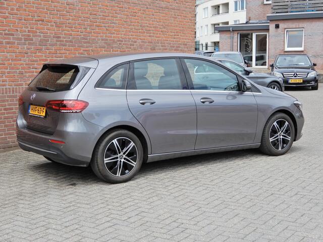 Mercedes-Benz B-KLASSE 180 BUSINESS SOLUTION automaat