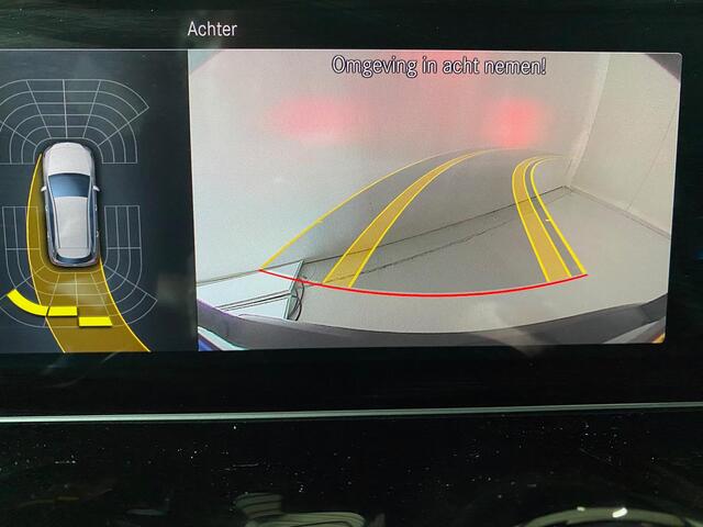 Mercedes-Benz B-KLASSE 180 Business Solution AMG Camera 18inch AMG Navigatie Blackstyle