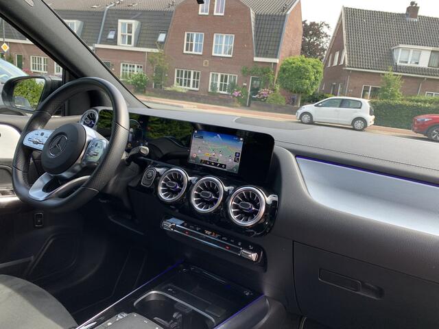 Mercedes-Benz B-KLASSE 250 e AMG Line PHEV, Navi & CarPlay | Camera