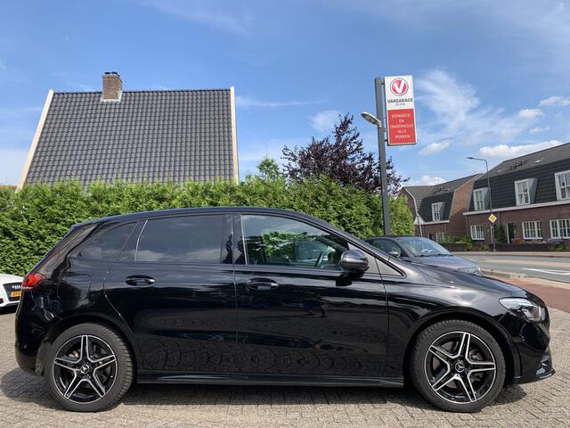 Mercedes-Benz B-KLASSE 250 e AMG Line PHEV, Navi & CarPlay | Camera