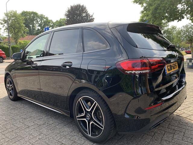 Mercedes-Benz B-KLASSE 250 e AMG Line PHEV, Navi & CarPlay | Camera
