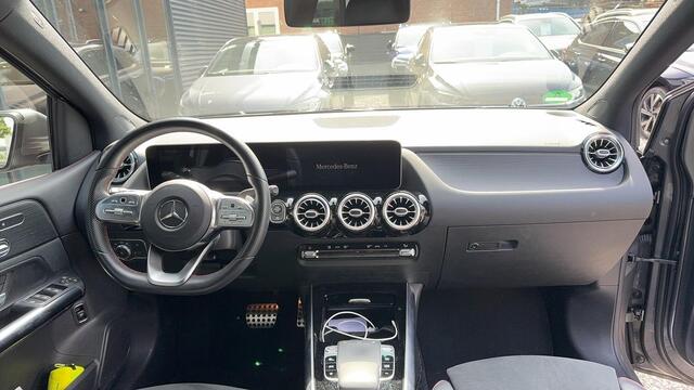 Mercedes-Benz B-KLASSE 200 Business Solution Plus |Pano |Sfeer |Halfleder |Stoelverw. |ACC