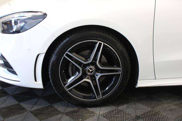 Mercedes-Benz B-KLASSE 200 Business Solution AMG |Pano|Stoelverwarming|