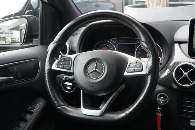 Mercedes-Benz B-KLASSE 180 AMG Night Edition Plus 123pk Panoramadak/Navigatie/PDC
