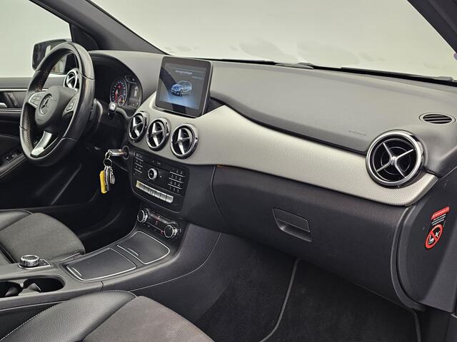 Mercedes-Benz B-KLASSE 180 Ambition | Automaat | Trekhaak | Urban pakket