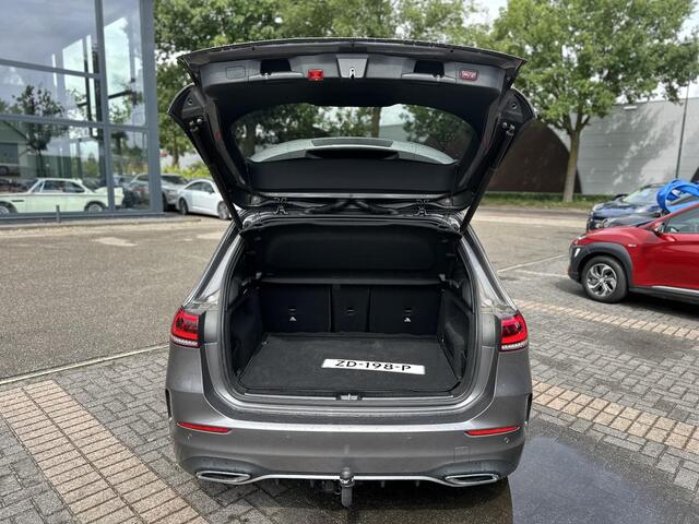 Mercedes-Benz B-KLASSE 180 Business Solution AMG ORIGINEEL NL AUTO MET NAP | ELEKTRISCHE ACHTERKLEP | STOELVERWARMING | TREKHAAK | CAMERA | UNIEKE KM-STAND | RIJKLAAR GELEVERD MET 12 MND BOVAG GARANTIE TIE