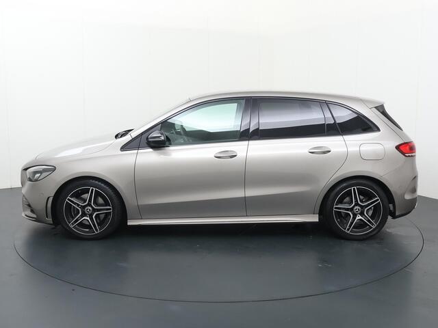 Mercedes-Benz B-KLASSE 220 Launch Edition Premium