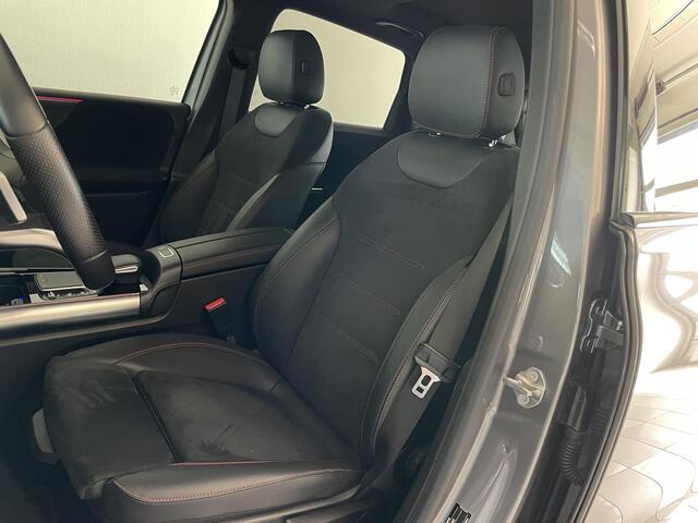 Mercedes-Benz B-KLASSE 180 Business Solution AMG | Panoramadak | Trekhaak | Carplay | 177 PK