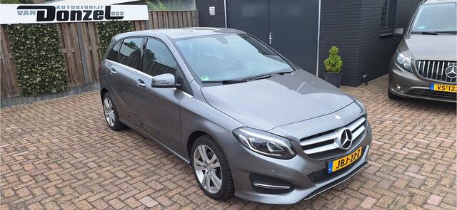 Mercedes-Benz B-KLASSE 180 Prestige AUTOMAAT + 101460 km
