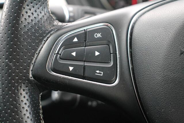 Mercedes-Benz B-KLASSE 200 Ambition ? Automaat ? Half leer ? Xenon ? 17inch ? Bluetooth