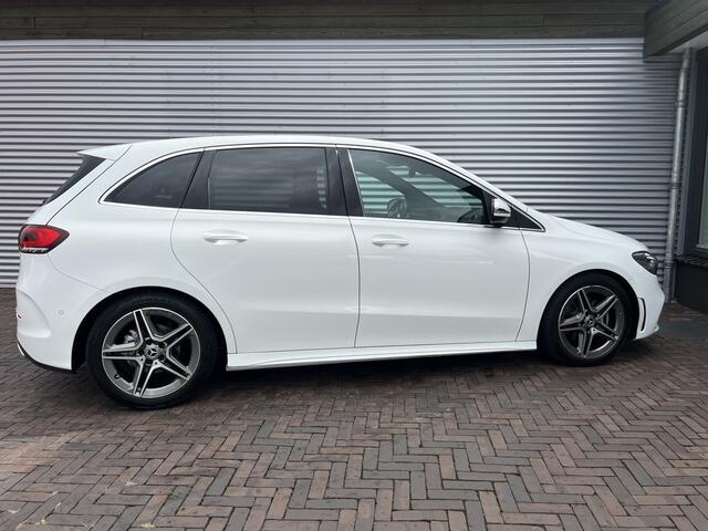 Mercedes-Benz B-KLASSE 180 Business Solution AMG
