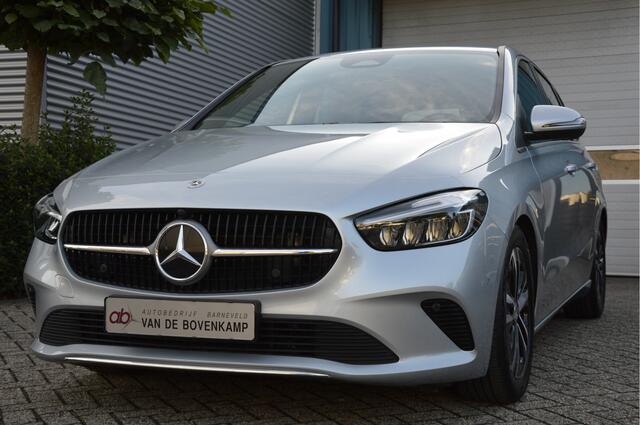 Mercedes-Benz B-KLASSE 180 Business Line AUTOMAAT | LED | CARPLAY | NAVI | CRUISE | CAMERA | DAB | ENZ