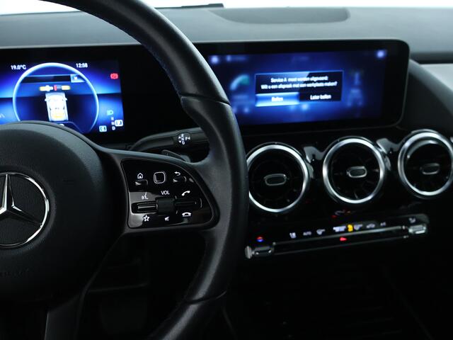 Mercedes-Benz B-KLASSE 180 Advantage Achteruitrijcamera | Ledkoplampen | EASY PACK achterklep | Spiegelpakket. Inclusief 24 maanden MB Certified garantie voor Europa.