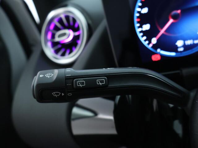 Mercedes-Benz B-KLASSE 200 Business Solution AMG AMG Line | Night Pakket | Panorama Schuif-Kanteldak | Memory voorstoelen | Sfeerverlichting. Inclusief 24 maanden MB Certified garantie voor Europa.