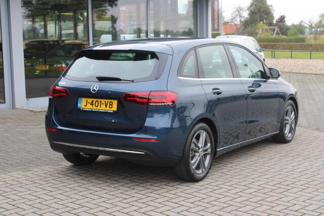 Mercedes-Benz B-KLASSE 160 Style Camera/Led/Dealer onderhoud/N.A.P.