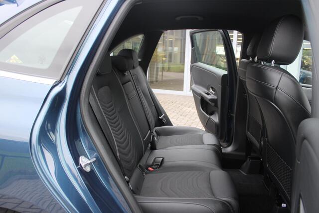 Mercedes-Benz B-KLASSE 160 Style Camera/Led/Dealer onderhoud/N.A.P.