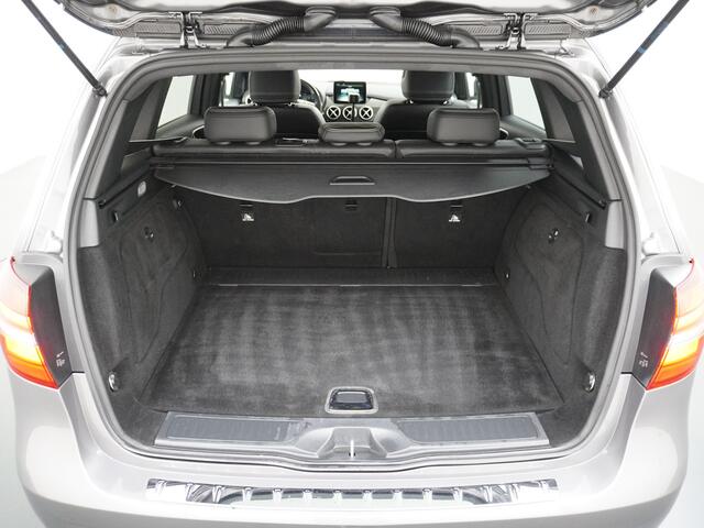 Mercedes-Benz B-KLASSE 200 Ambition | Trekhaak Carplay Sfeer