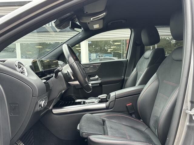 Mercedes-Benz B-KLASSE 200 AMG-Line | Sfeer | Camera | Augmented reality |