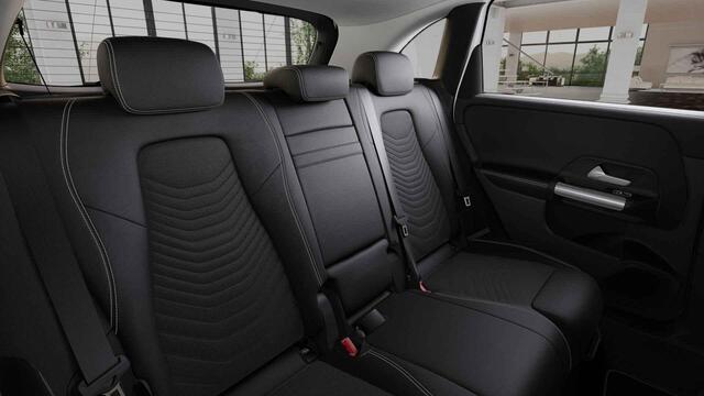 Mercedes-Benz B-KLASSE 250 e Luxury Line | Night pakket | Trekhaak elektrisch | Stoelverwarming | Verwarmd stuur |