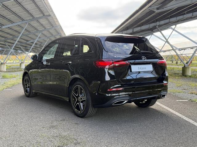 Mercedes-Benz B-KLASSE 250e Business Solution AMG | Night | Panoramaschuifdak | Premium plus pakket | Winter pakket | Trekhaak | Head-up display |