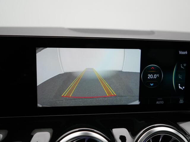 Mercedes-Benz B-KLASSE 250 e Business Solution AMG Limited Plug In Hybrid 218pk PHEV | Panodak | Camera | Night Pakket | Alcantara Sportstoelen Verwarmd | Apple Carplay | Widescreen Cockpit | Navigatie | Lane Assist | Virtual | DAB |