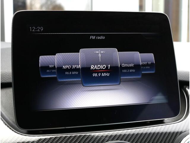 Mercedes-Benz B-KLASSE 180 Business Solution AMG Upgrade Edition