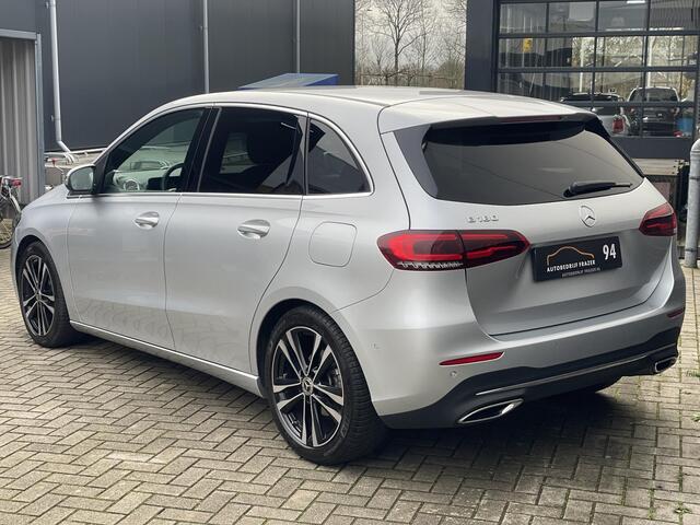 Mercedes-Benz B-KLASSE 180 ADVANTAGE / LED/ NAVI / FULL