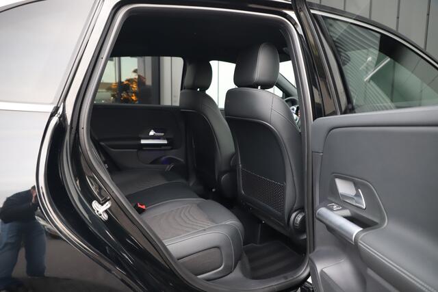 Mercedes-Benz B-KLASSE 250e Luxury Line | 218PK | Keyless-go | Sfeerverlichting | ACC | Stuurwielverw. | Standkachel | 2024.