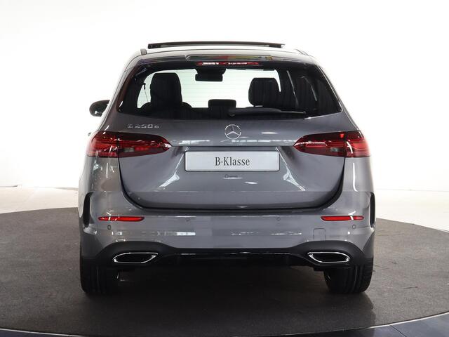 Mercedes-Benz B-KLASSE 250 e Business Solution AMG | Panoramaschuifdak | Night | Premium plus pakket | Winter pakket | Trekhaak | Head-up display |